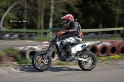 Fotos-Supermoto-IDM-Training-Bilstaim-Bike-X-Press-17-04-2011-289